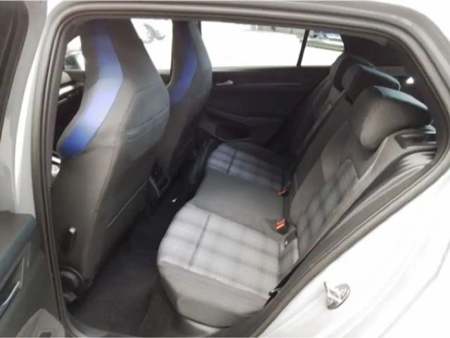 Volkswagen Golf GTE Style