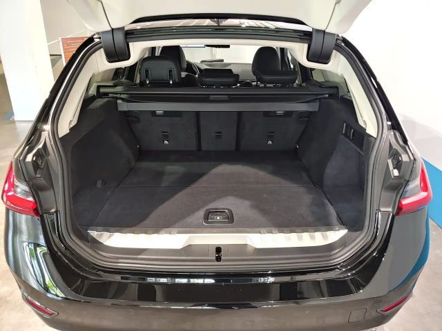 BMW 320 320e Sport Line xDrive