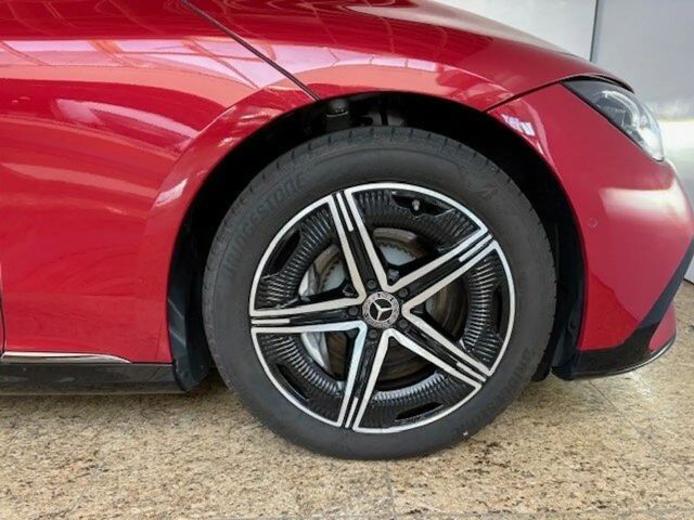 Mercedes-Benz EQE 300 Premium Sedan