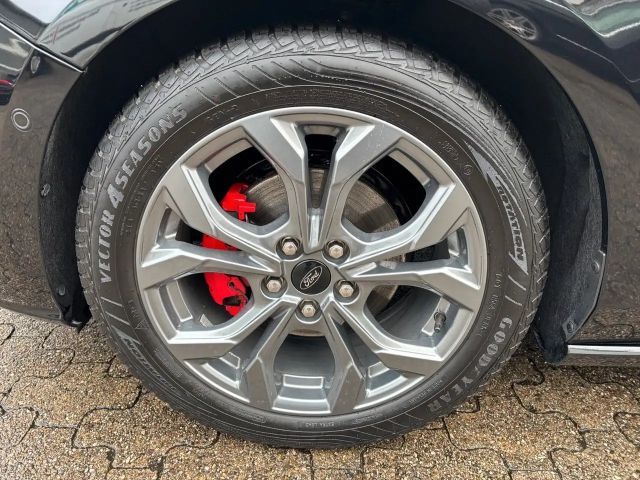 Ford Focus EcoBoost ST Line Wagon