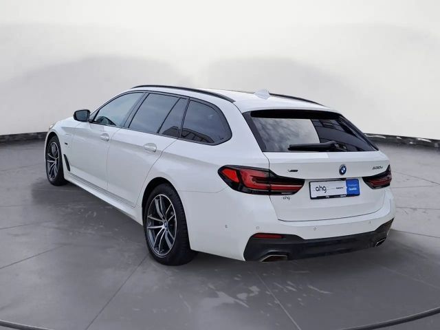 BMW 530 530e M-Sport Touring xDrive