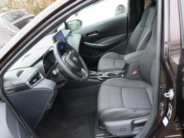 Toyota Corolla Hybride Team D