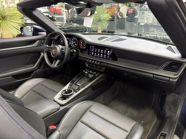 Porsche 992 Cabrio Carrera