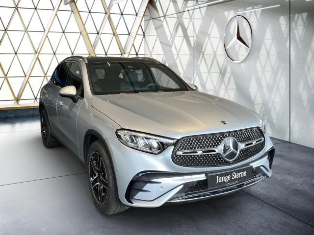 Mercedes-Benz GLC 200 4MATIC AMG Line