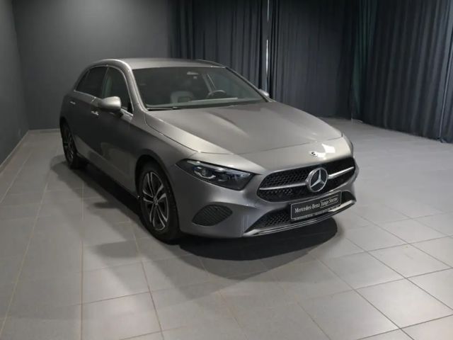 Mercedes-Benz A 180 Progressive