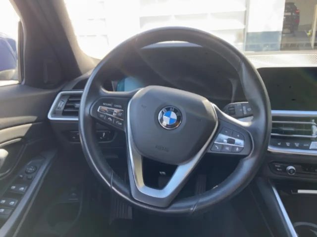 BMW 320 320d Touring xDrive