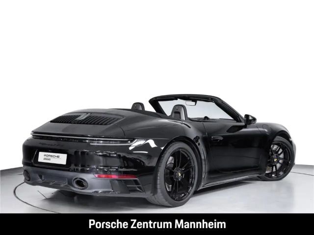 Porsche 992 4 Cabrio Carrera GTS