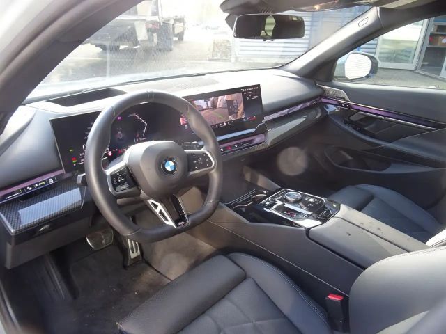 BMW 540 540d M-Sport Touring xDrive