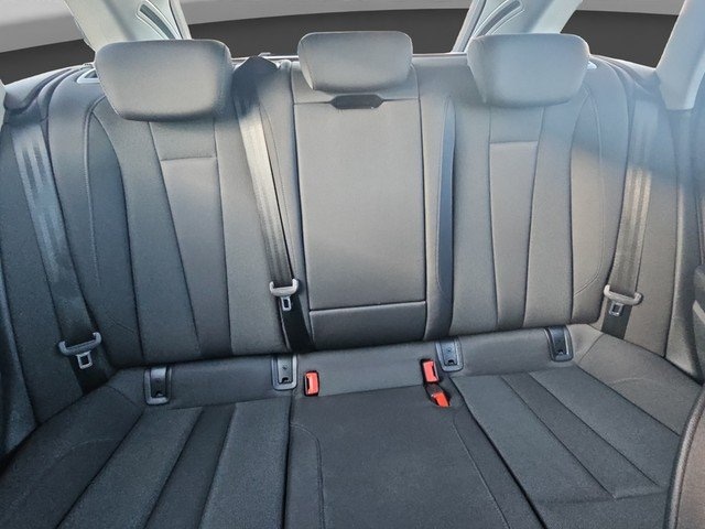 Audi A4 40 TFSI Avant S-Tronic