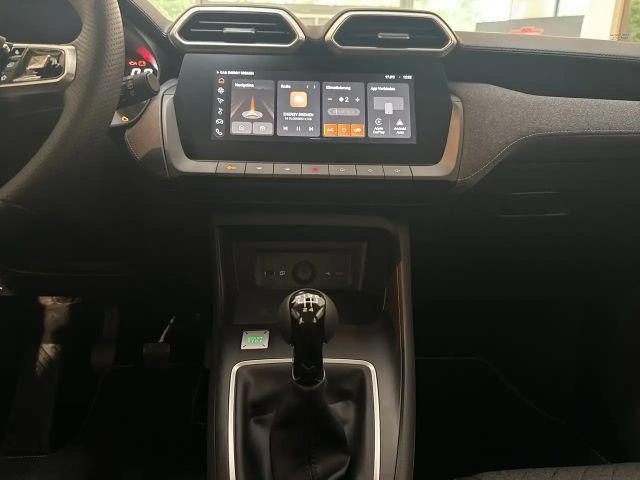 MG ZS Standard range