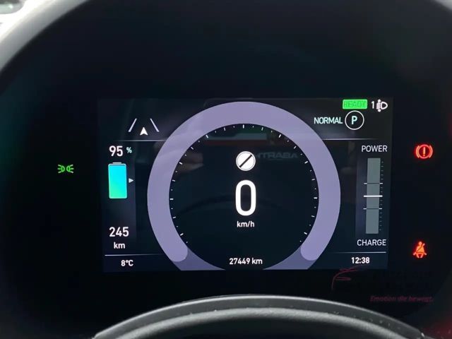 Fiat 500e Digitales Cockpit Apple CarPlay Android Auto Klima