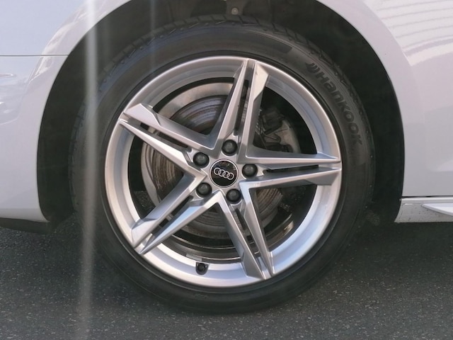 Audi A4 35 TFSI Avant S-Tronic