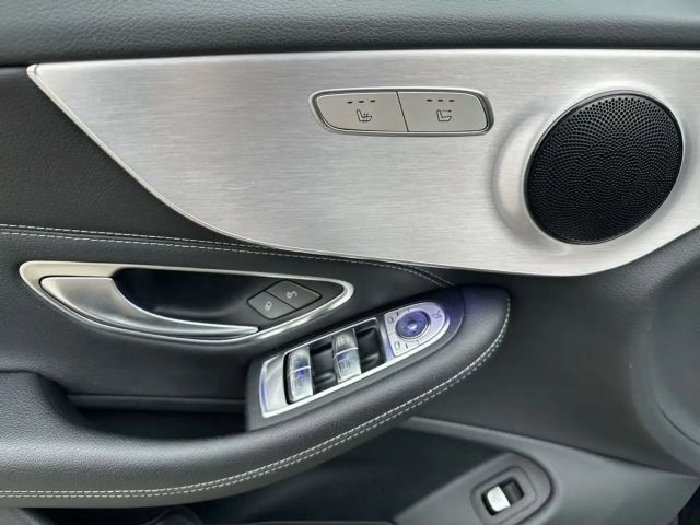 Mercedes-Benz C 200 AMG Line Cabriolet