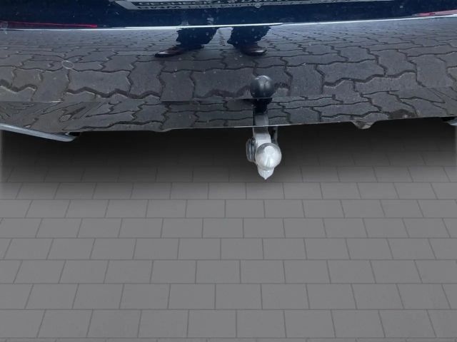 BMW 520 520i M-Sport Sedan