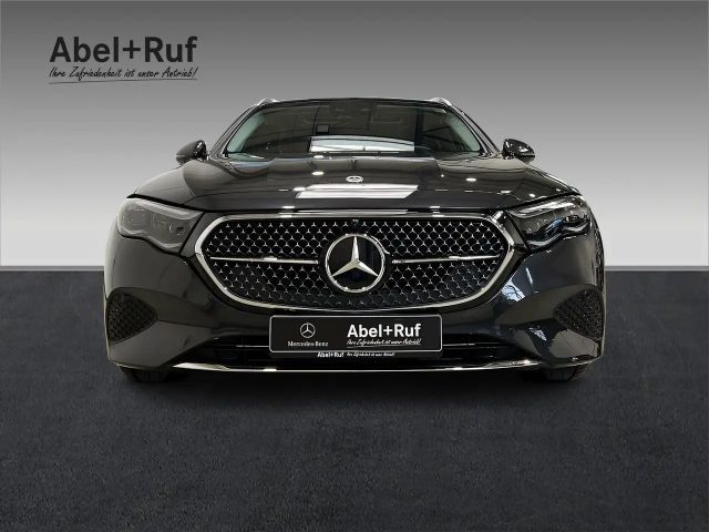 Mercedes-Benz E 220 AVANTGARDE E 220 d Estate
