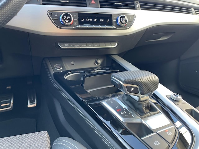 Audi A4 40 TFSI Avant S-Line S-Tronic