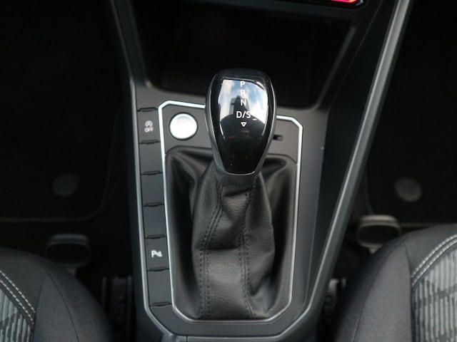 Volkswagen Taigo 1.5 TSI DSG R-Line