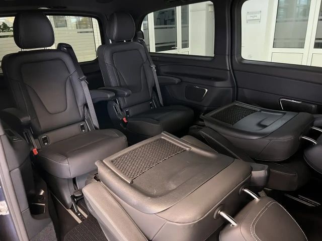 Mercedes-Benz V 300 AMG Line AVANTGARDE