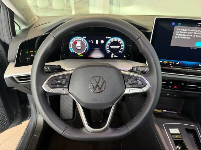 Volkswagen Golf DSG Life