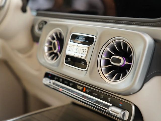 Mercedes-Benz G 450 450d AMG Line