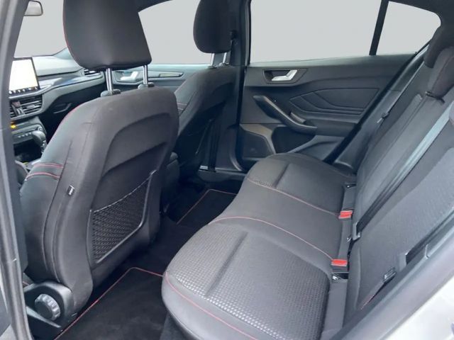 Ford Focus EcoBoost ST Line
