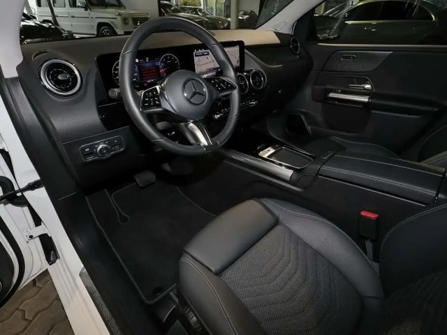 Mercedes-Benz B 200 AHK+PANO+STANDHEIZ+DISTRONIC+360°+18"+HIFI