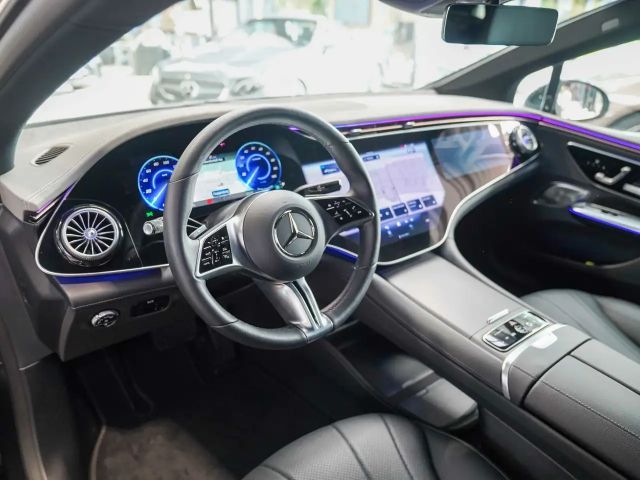 Mercedes-Benz EQE 300 AMG Line Sedan