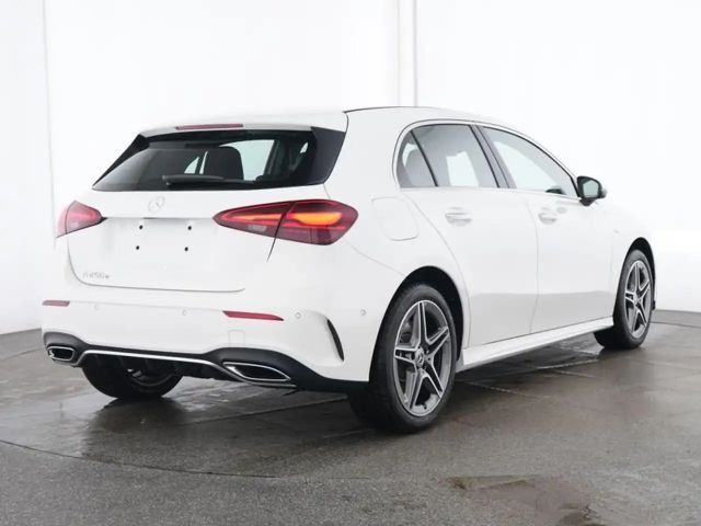 Mercedes-Benz A 250 A 250 e AMG Line