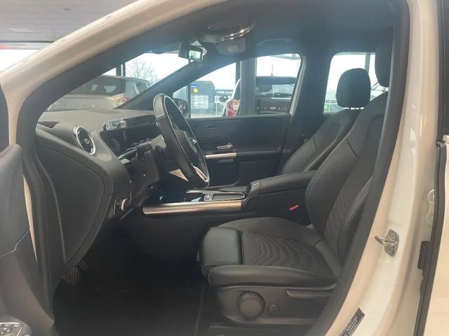 Mercedes-Benz B 180 Progressive