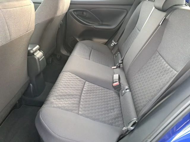 Toyota Yaris Hatchback Team D