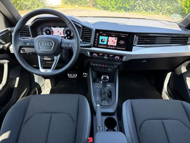Audi A1 2.0 TFSI S-Line