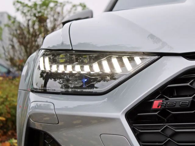 Audi RS6 Avant Performance Quattro