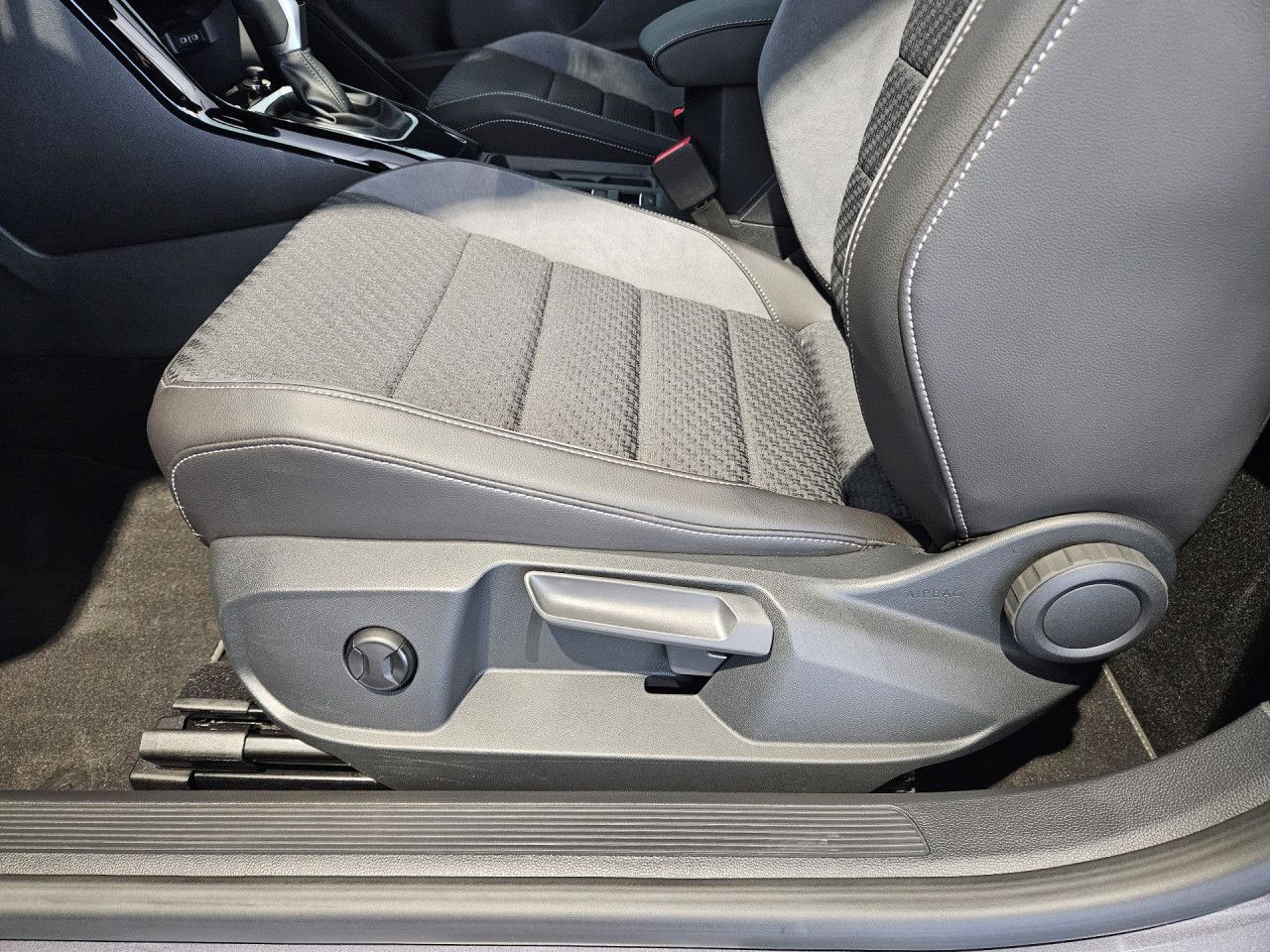 Volkswagen T-Roc 1.5 TSI Cabriolet DSG R-Line