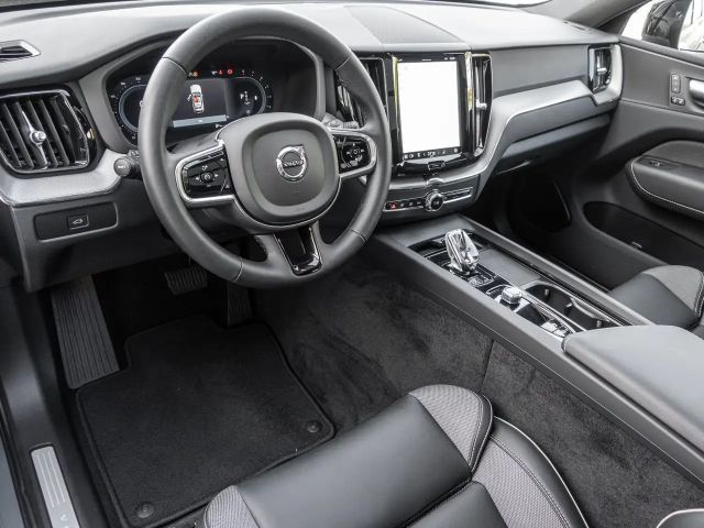 Volvo XC60 Dark Plus