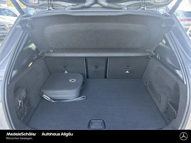 Mercedes-Benz EQA 300 4MATIC AMG Line