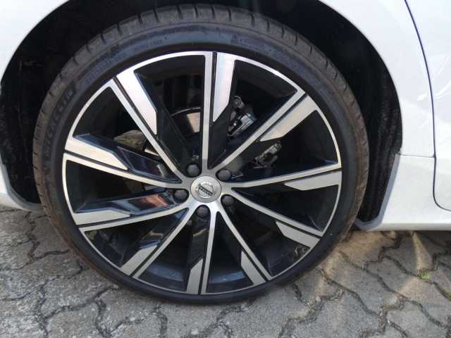 Volvo V60 Dark Ultimate