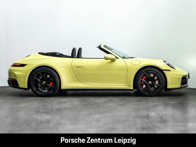 Porsche 992 Cabrio Carrera S