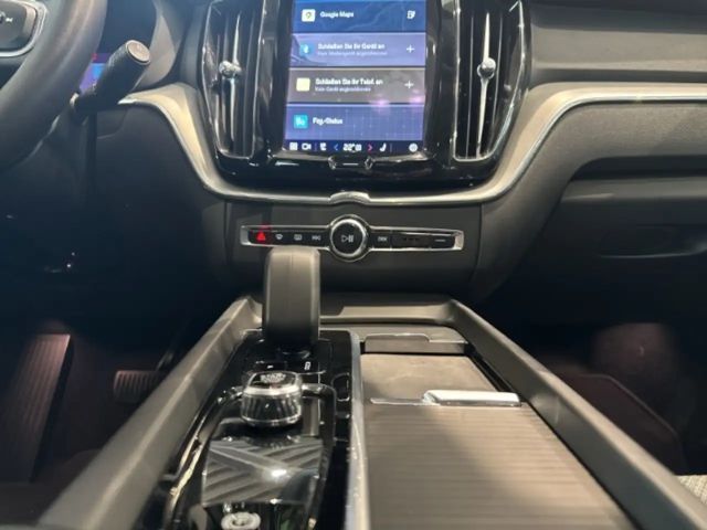 Volvo XC60 Core T6