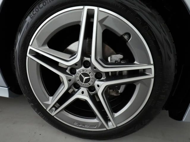 Mercedes-Benz A 200 AMG Line