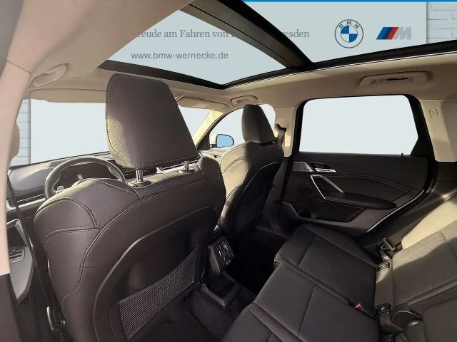 BMW X1 xDrive23i xLine Head-Up HK HiFi DAB LED Shz