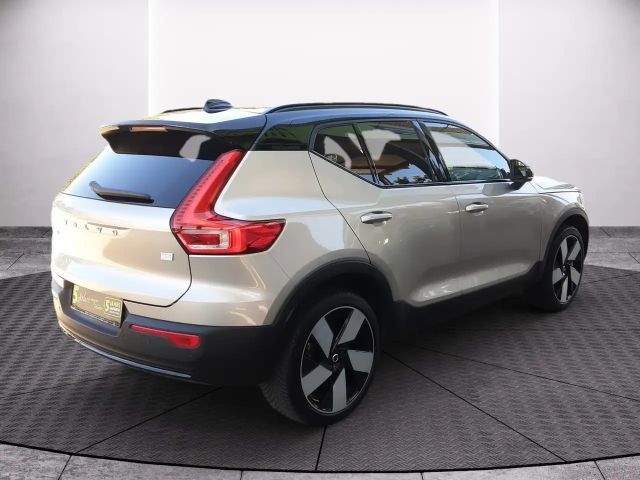 Volvo XC40 Plus Twin Engine