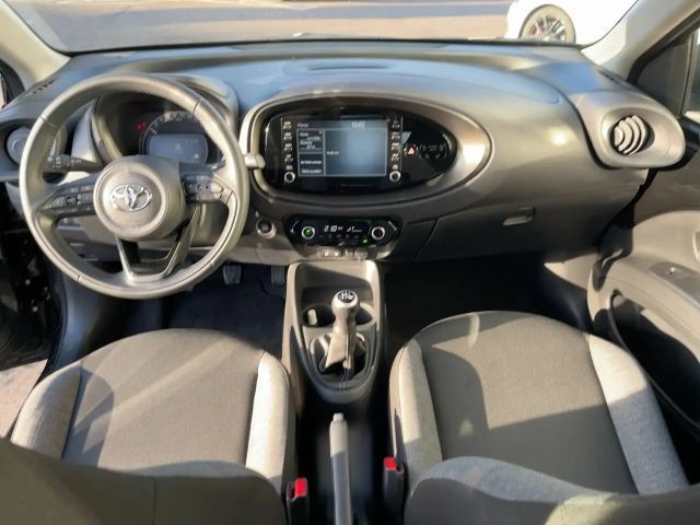 Toyota Aygo X 1.0 VVT-i Hatchback Play