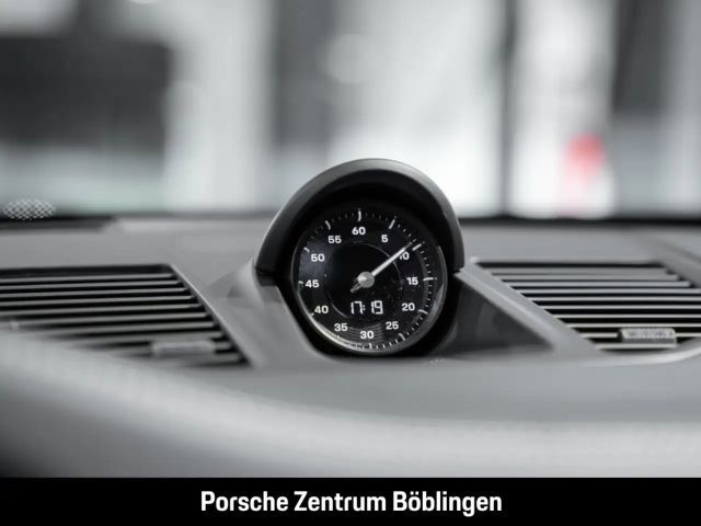 Porsche 992 Carrera Coupé