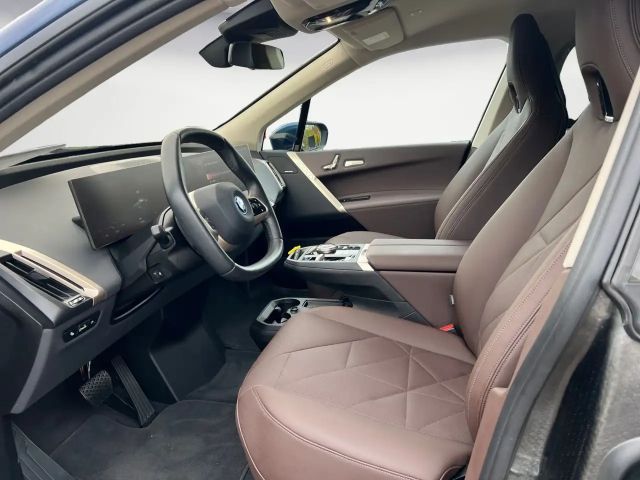 BMW iX xDrive40