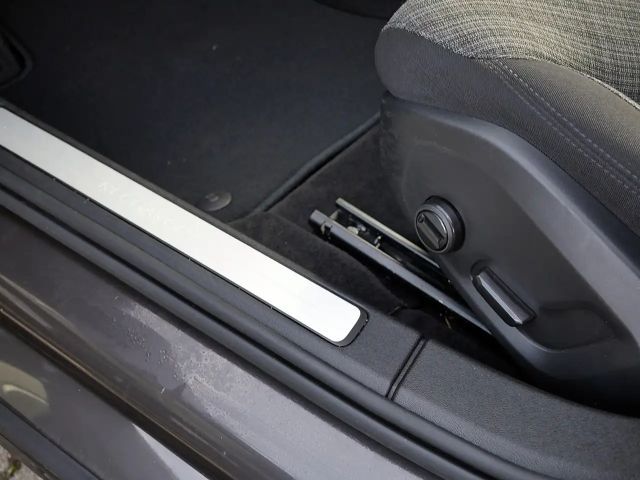 Volvo V60 AWD Core Hybrid Recharge T6