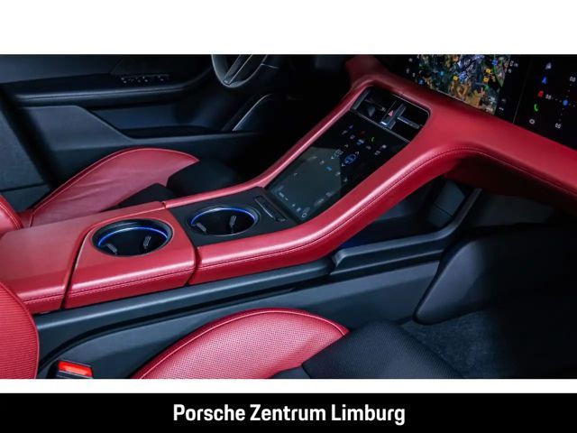 Porsche Taycan Cross Turismo Turbo