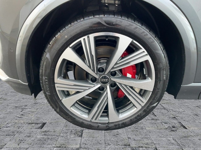 Audi Q6 e-tron Quattro