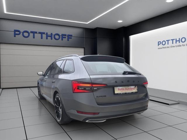 Skoda Superb 2.0 TDI Combi Sportline