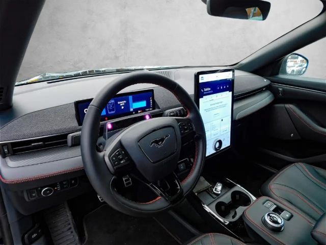 Ford Mustang Mach-E AWD Premium