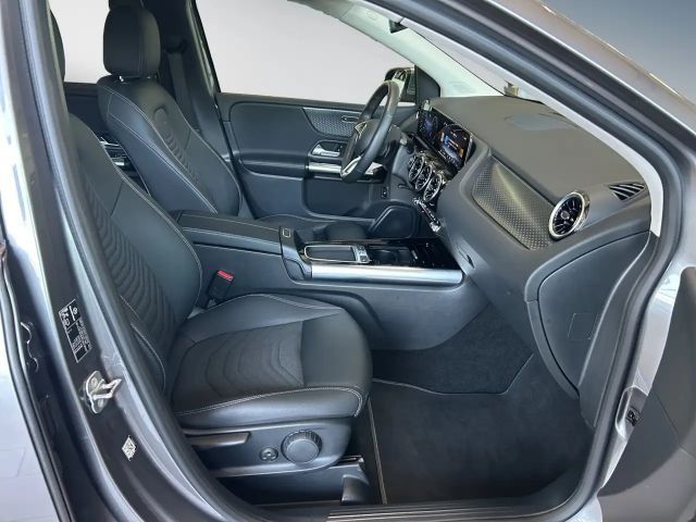 Mercedes-Benz B 200 Progressive